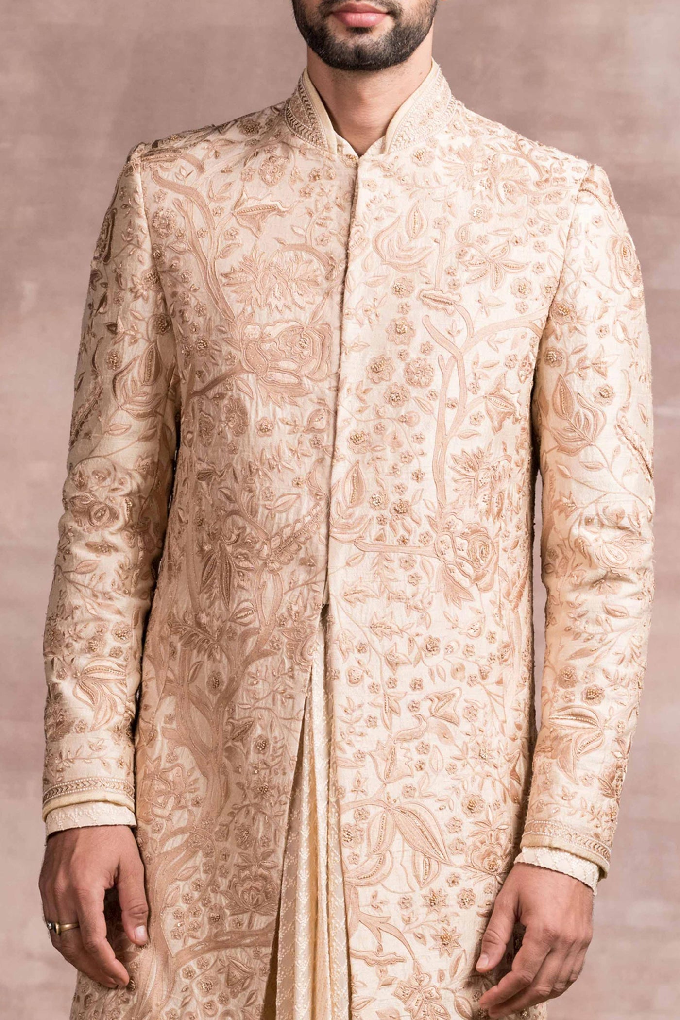 Tarun Tahiliani menswear Achkan Aari And Zardozi Embroidery gold festive indian designer wear mens online shopping melange singapore