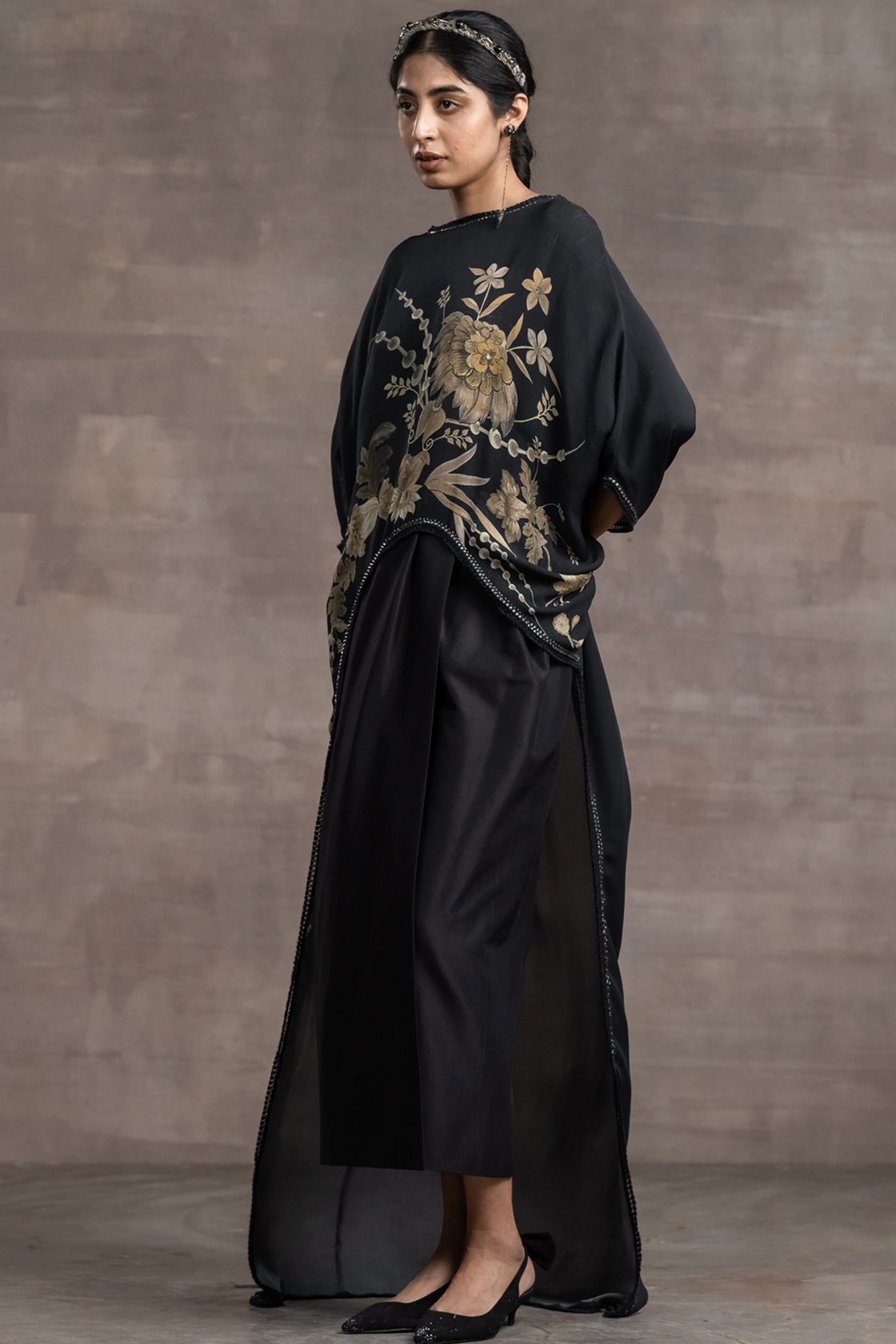 Tarun tahiliani Asymmetrical Top With Pegged Skirt black indian designer wear bridal wedding online shopping melange singapore