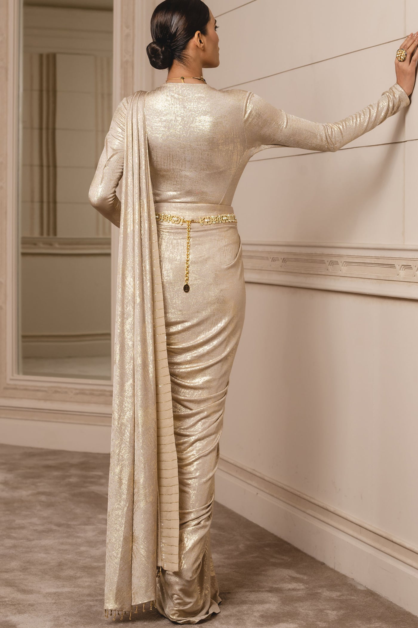Tarun tahiliani Concept Saree With Matching Blouse gold indian designer wear bridal wedding online shopping melange singapore