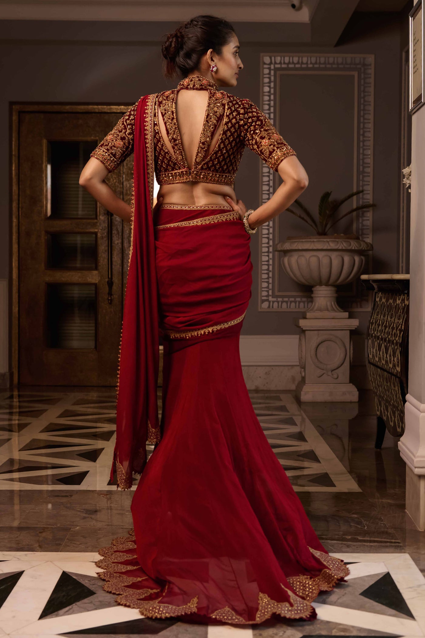 Tarun Tahiliani Draped Saree With Velvet Blouse plum festive indian designer wear online shopping melange singapore
