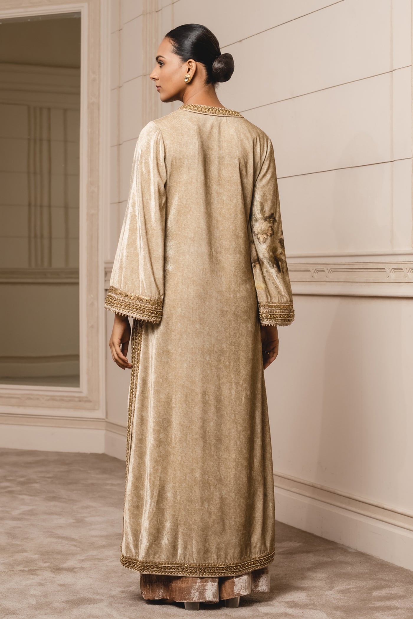 Tarun Tahiliani Printed Velvet Kurta And Trousers gold festive indian designer wear online shopping melange singapore