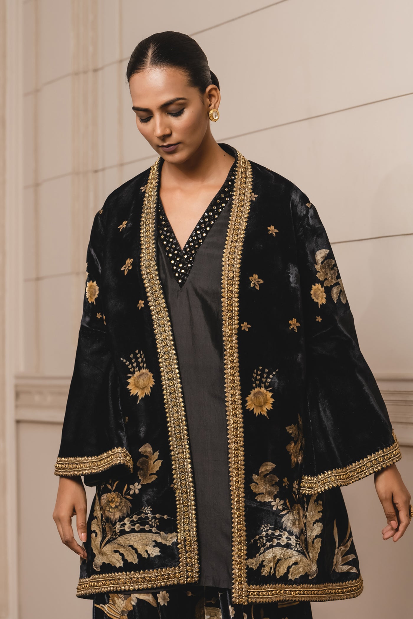 Tarun Tahiliani Printed Jacket With Kurta And Trousers black festive indian designer wear online shopping melange singapore