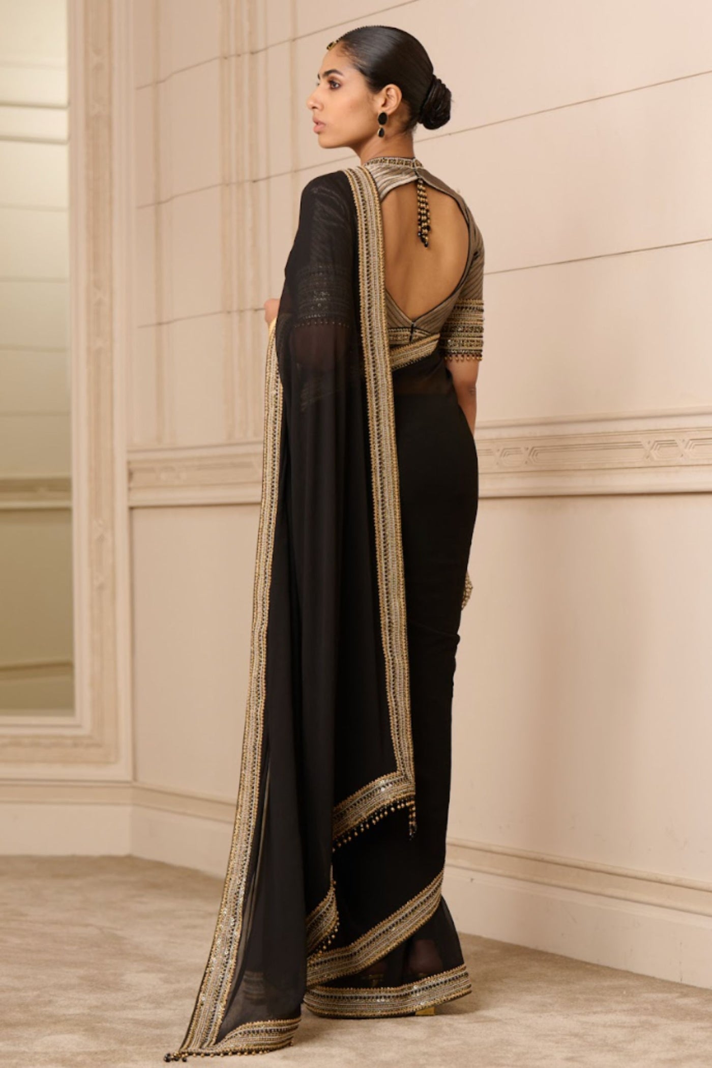 Tarun Tahiliani Saree and Blouse Fabric indian designer wear online shopping melange singapore