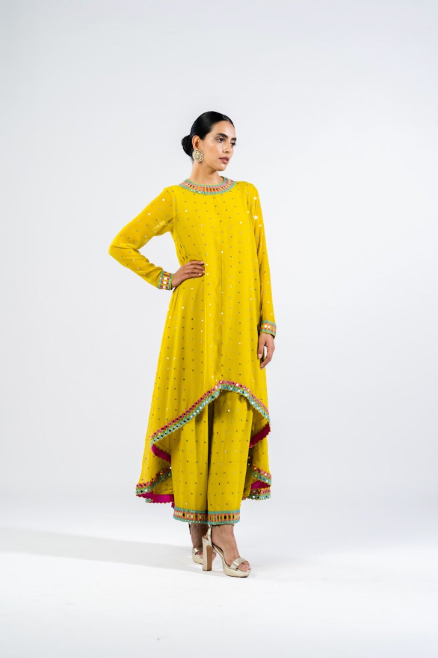 V Vani Vats Moss Green Asymmetrical Kurta Set Indian designer wear online shopping melange singapore