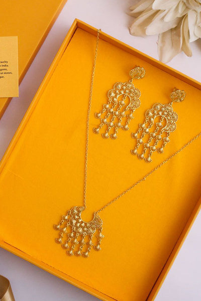 Zariin jewellery Cascading Buds Necklace And Earrings Set gold online shopping melange singapore festive indian designer wear