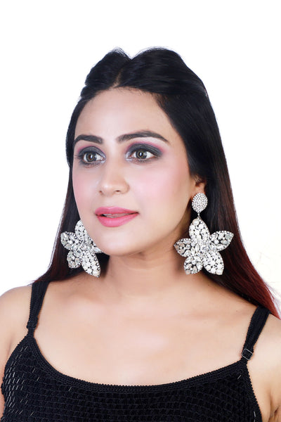 bijoux by priya chandna Starry Pearl Earrings With Crystals silver fashion jewellery online shopping melange singapore indian designer wear