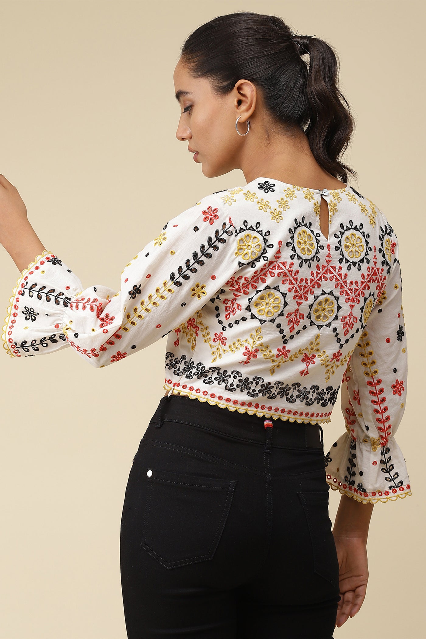 label ritu kumar White Embroidered Crop Top western  designer wear online shopping melange singapore