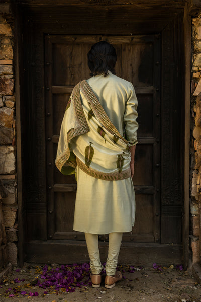 Mint Embellished Kurta Set With Stole