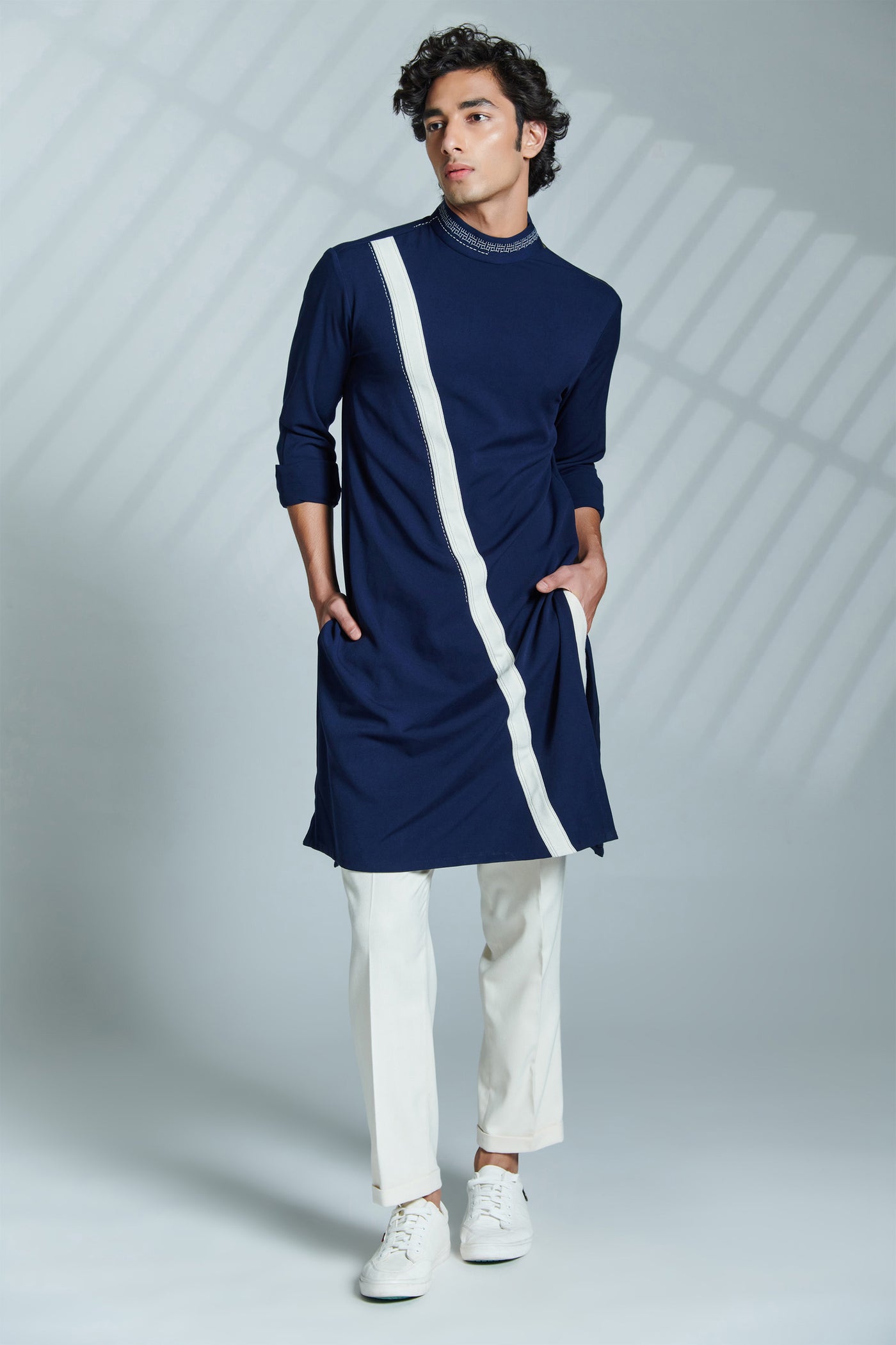 shantanu & nikhil menswear Navy kurta With Diagonal Stripe Detailing indian designer wear online shopping melange singapore