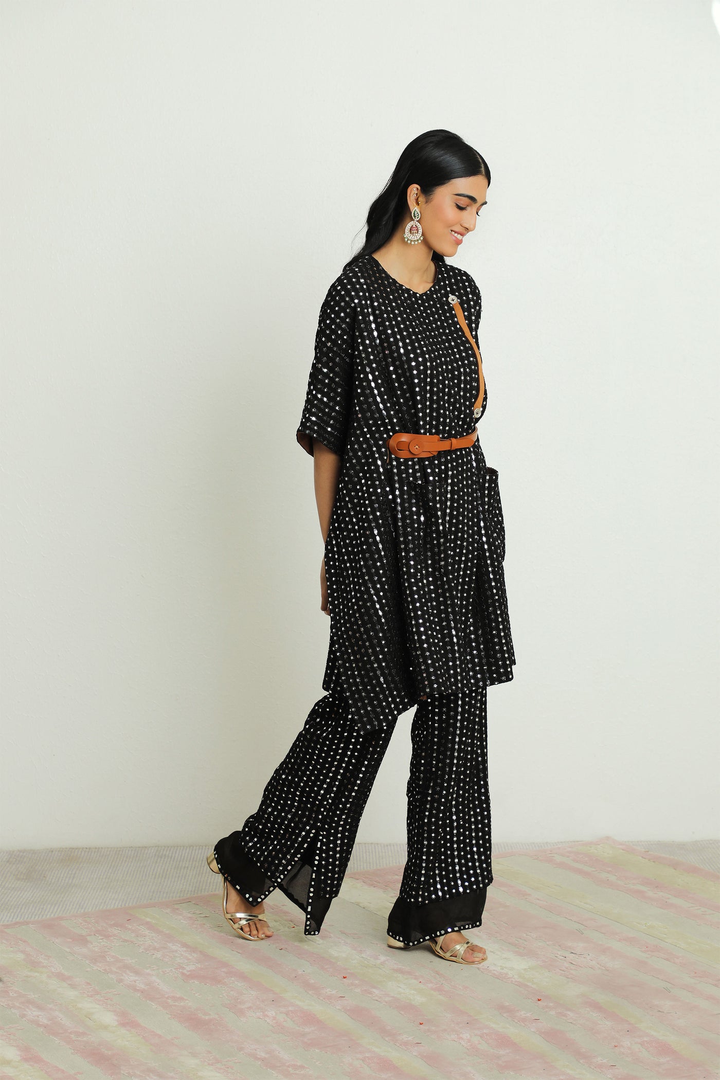 twenty nine mirrorwork kaftan tunic with belt black fusion indian designer wear online shopping melange singapore